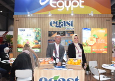 Muhammed Deghady, export manager, and Aya Mostafa, export sales specialist, from the Egyptian company Daltex. The company already concluded contracts for its big sized oranges in the European markets and Russia