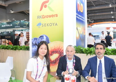 Carlo Lingua and Giacomo Nocentino representing RK Growers at Asia Fruit Logistica