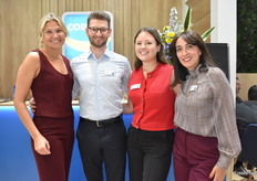 Antonia von Essen, Henry Lührs, Carolina Prigge and Diana Menschig with Cobana.