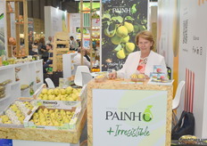 Carmo Catela of Painho, a Portuguese pear exporter.