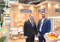 Ammar Salam and Alexander Salomon share that Egyptian company Egypt & co exported 20 thousand tonnes of oranges last season.