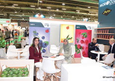 Dounia Drissi Atmani and Salma Mediany from Lady B, Moroccan grower/exporter. The company adds avocados to its portfolio starting next season.