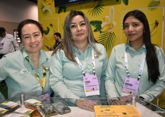 Aracely Vandine, Erika Barragan, and Miriam Cervantes with Coliman Bananas.