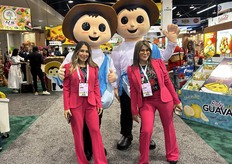 The Art Mx LLC team and friends on the move.