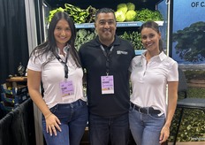 The crew from Field Fresh Farms, LLC.