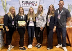Denise Fischer, Mindy Vanvleck, Samantha Young, Monique Blajos, Jessica Peri and Joe Bowers of Peri & Sons Farms.