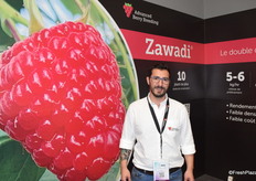 Roy Briga from the Dutch breeder Advanced Berry Breeding, presenting the raspberry variety Zawadi