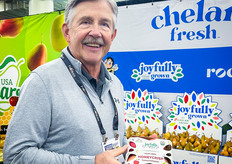 Jay Dyer of Chelan Fresh.
