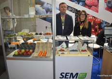 Ievgen Mykhailenko and Oksana Bonjour of Ukranian packaging manufacturer Sem Ecopack. They export their packaging across Europe.