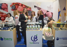 On the left is Olha Hiruk, director of Ukrainian berry exporter VolBerry. next to her are Anastasiia Balan and Hanna Timush. They export their blueberries to Moldova, Spain and other countries in the nortwestern part of Europe.