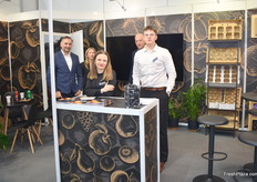 Patrycja Stefanska and Cezary Jaloszynski of Prinest. This Polish company manufactures paper bags for the Dutch, Belgian and Italian markets.