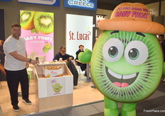 Apostolos Tsinoglou, owner of Greek kiwi exporter Europe Export. The company was promoting their kiwi brand 'Baby fruit'