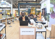 Muzungu Daniel, CEO of Effective M&N, Rwandan company exporting garlic, passion fruit and avocados.