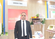 Moustafa Shaalan, sales manager of Green Tiba. The Egyptian exporter affirms he will continue to export fresh strawberries this season as late as demand allows it, while the trend is to shift to frozen strawberries.