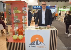 Vlatko Grozdanov of the Northern Macedonian company Aton Fruits was looking for importers seeking persimmons, sour cherries, grapes, cabbages and vegetables.