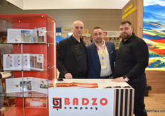 Ivan Popov (left), Vasil Shapkarov (center) and Anton Semenov (right) from Badzo guarantee Northern Macedonian tomatoes all year round, while from August to November they also offer plums, grapes and persimmons.