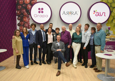 The whole team of Grapa