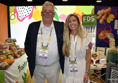Peter Leifermann and Nina Poncy with Farm Direct Supply / Tropiful. Peter just joined the company as director of Tropicals.