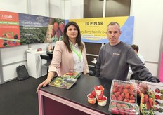 The leading Spanish company El Pinar has very recently acquired its own strawberry production facilities in Greece, with Anna Ramioti (left) and Vasilis Athanasopoulos (right) being key figures for its activities in Greece.