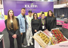 The Elita team. Kiwis, strawberries, cherries and much more for fruit lovers.
