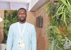 Elhadji from Baye Sidy Ndiaye Transit, importer and exporter of fresh produce from and to Senegal.