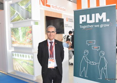 Lahsen Hasnaoui from PUM, a Dutch consultancy company supporting Moroccan growers in various industries.