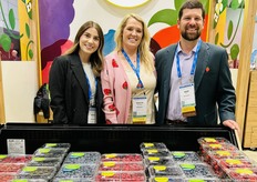 L-R: Sarai Caywood, Kristen Schaefer and Sam Kemp of Driscoll’s behind a tasty berry display.
