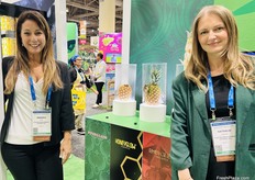 L-R: Marcela Jena and Nathalie Goudy of Fresh Del Monte Produce (Canada), Inc.