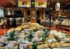 Bags of Canadian Russet and yellow potatoes offered at everyday low pricing.
