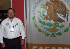 The mexican export to Canada is still growing . . Mr. Ernesto Maldonado Agricultural Minister Embassy of Mexico in Canada