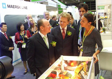 and they were also visiting Rita Biserni of Netpack Italy.