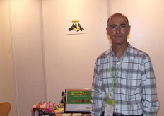 Mark Johnston is Representing the Australian company Sunfresh.