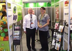 Lisa Loader of KPI toghether with Andrew Fenton from Horticulture New Zealand; one of the speakers of the Congress.