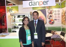 Jorge Arangurí and company, representing Danper. A Danish Peruvian combination.