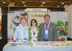 Wilhelmina de Jager, daughter of Mr. Van Baalen, Will van Baalen of B.C. Blueberry Council