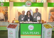 Dennis Jackson, Christie Mather and Marlin Engelking of USA Pears