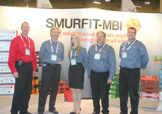 Todd Knowles, Wally Petrac, Meghan Nakeff, Greg Roffey and Jason Thomas Smith of SMURFIT