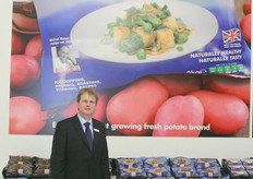 Tim Hammond of Albert Bartlett & Sons is showing the rooster potatoes. The company grew 95,000 t of these potatoes in 2009.