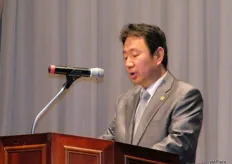 Mr.Jung- Kyu Oh with his welcoming speech