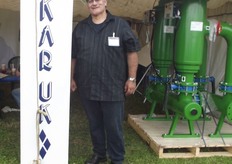 Tomer Knizinik at KARUK.