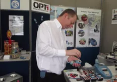 Kevin Chapman demonstrates ITT's new Digital Hand Refractor.