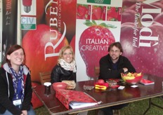 Hannah Aelterman, Bettina Riedel and Johan Aelterman.