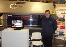 Duane Hill shows the new Root Veg Polisher from the Haith Group.