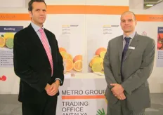 Metro Group´s Trading Manager in Spain, Mr. Laurent Renard(left)with Emmanuel Langdorf, head of Fruit and Vegetable Management