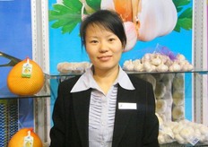 Vivian Zang of Jining Xinfayuan Fruit and Vegetable