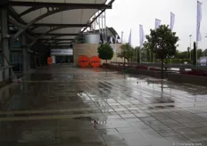 Entrance of the AgroMashov in a not as usual wet Israël.