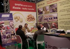 The distributor of Unitec in Israël was also at the show.
