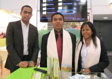 Yvan Razakandisa of QualityMad (l) and Faly Rasamimanana (r) with Aina from the Madagascar stand