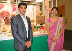 Vaidika´s manager, Swanand Kulkarni with Gesu of Import and Export dept. (India)