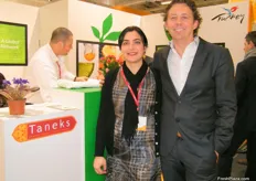 Nahide Demiryapan of Taneks (Turkey) with Hugo Vermeulen, managing director of CoolFresh International- Netherlands